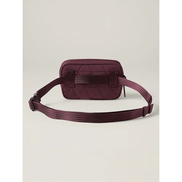 NWT Athleta All About Quilted Belt Bag - Picture 4 of 7